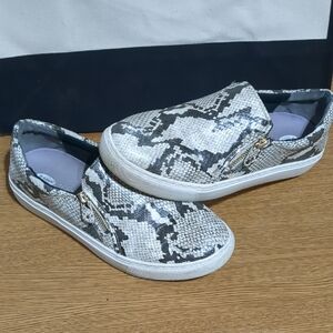 Snakeskin Slip-On Sneakers Dr Scholls 11 Womens